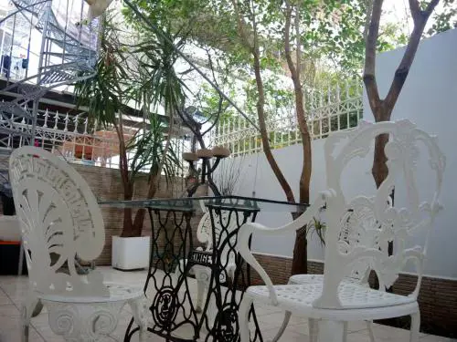 Long-Stay Family & Work Oasis -20 min to Center & Sea