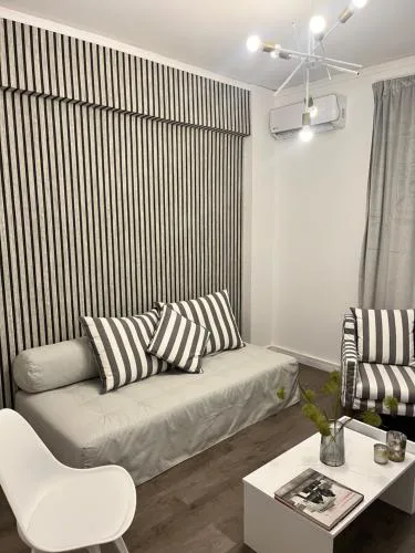 Metropolitan Complex Apartment-next to Metropolitan Hospital,Karaiskaki,Sef