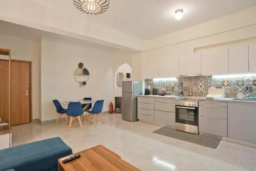 Milena Comfy Piraeus Reno Apt AC & Full Kitchen