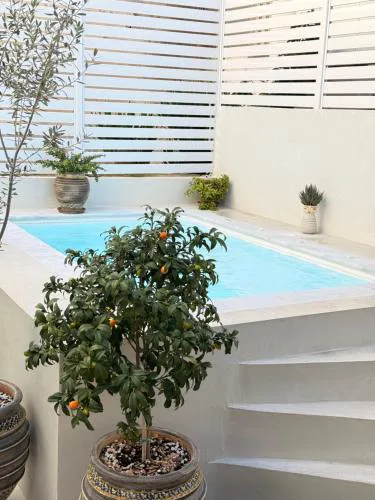 Myronos suite with jacuzzi