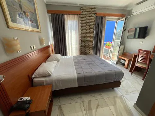Piraeus Acropole Hotel