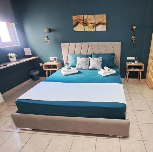 Piraeus Port Rooms