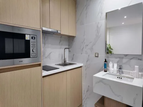 Retreat with Private Balcony and Gym