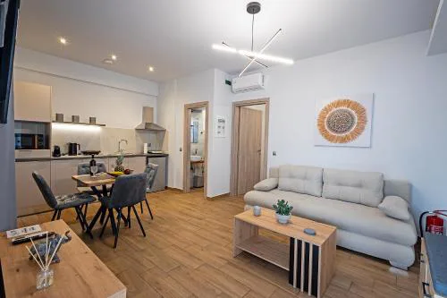 Gina's Apartments