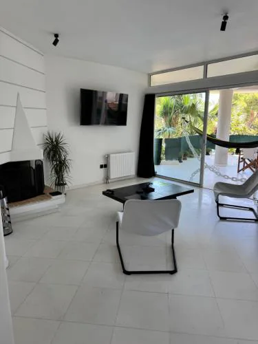 Oasis 3 minutes from the beach