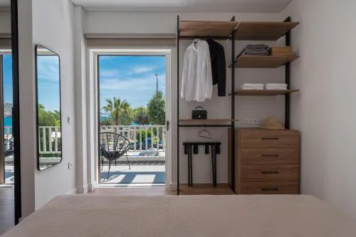 WALK2BEACH Riviera Beachfront Studio - Steps to Yabanaki Varkiza