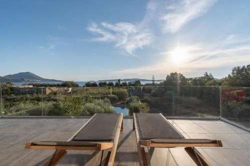 VistaWave Sea View Villa