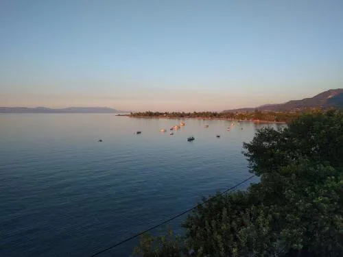 Dimitropoulos Seafront Apartments-Elaionas Beach near Diakopto