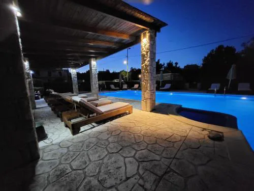 Ilaira Beach Apartments