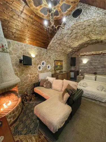 Anilia Guesthouse