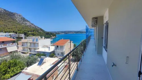 Loutra Suites