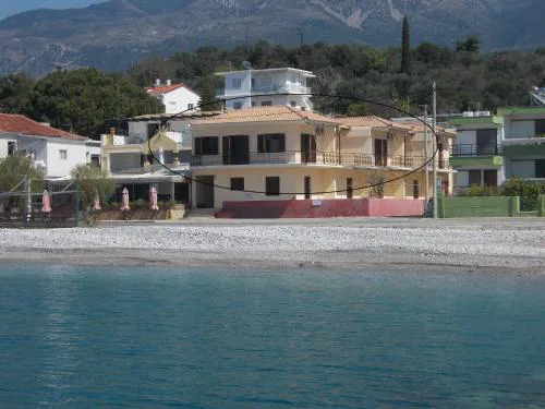 Akrogiali Beach Apartments