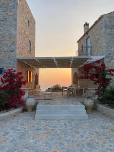 Elemani Villas