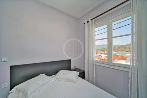 Chloi Apartment