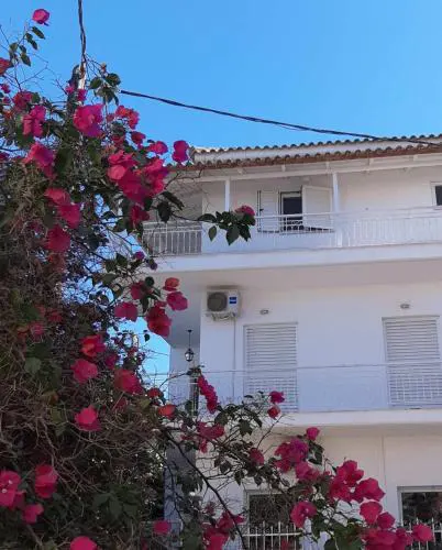 Super renovated maisonette - Σούπερ ανακαινισμένη μεζονέτα