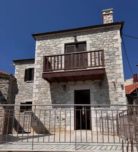 Tami House