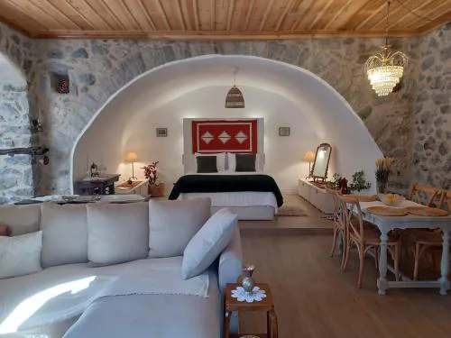 Theta Guesthouse