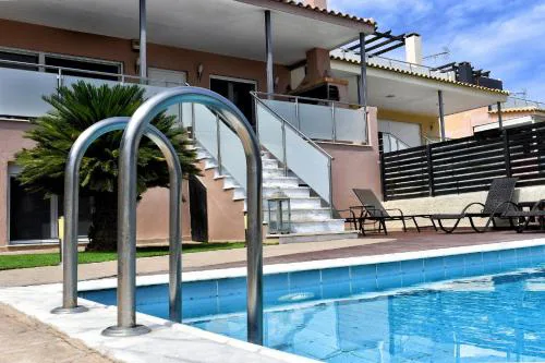 Villa Cat El