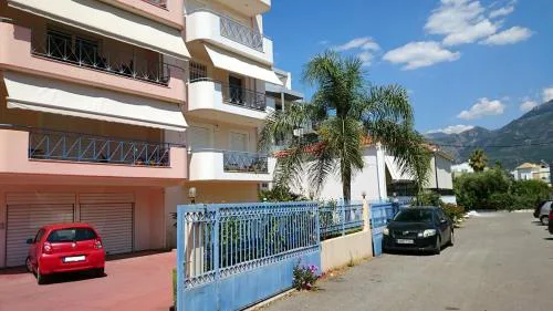 2 Room Appartment Very Close to Kalamata Beach