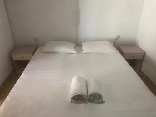 Barreira Beachfront Room 5