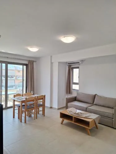 Kalamata Modern Apartment