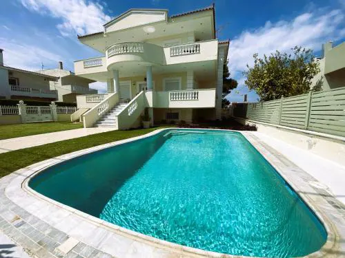 Seaside & Pool Apartments