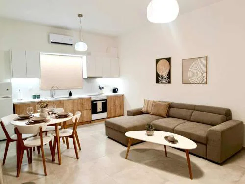 Marianna's Bright & Modern House