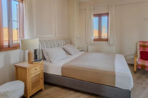 Solthira Villa 3BR Haven in Kyparissia 5' to Beach
