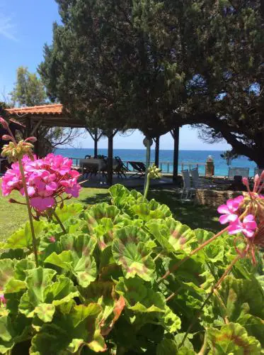 Genari Beach Apartments -Family sea view apartment