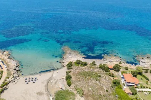 To Pournari Beachside Garden House - Happy Rentals