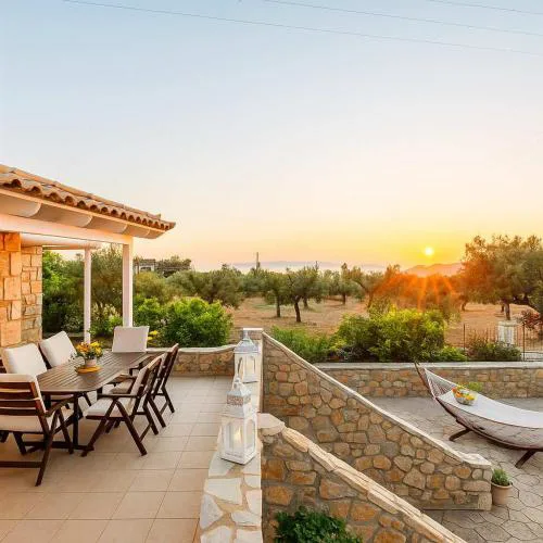 Mani's Aura Seaside - Paradise Villa With Garden
