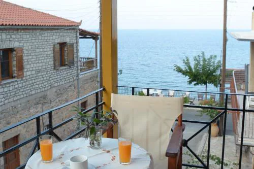 Avra Apartments
