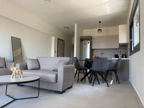 Poseidon 77B Luxury Residences