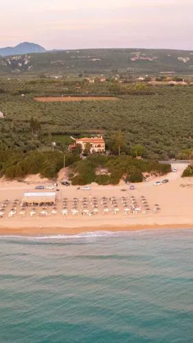 Lagouvardos Beach House