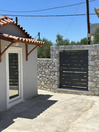 Mamour Apartments in Mavrovouni