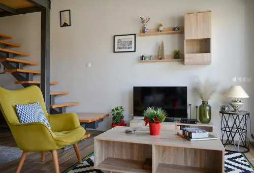 Anesis Apartment