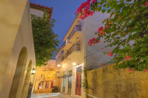 Pension Omorfi Poli