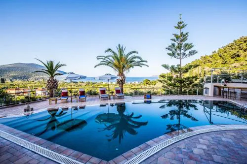 Voukamvilia Junior Suite in Epidavros Shared Pool