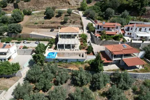 Villa Santa Friday