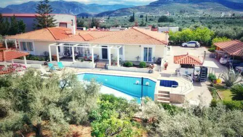 Elia Apartment Garden Oasis With Pool Astros