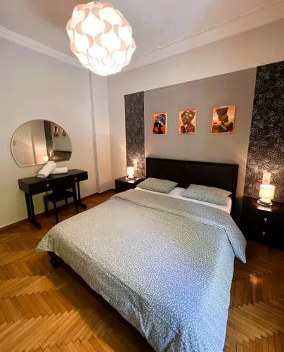 2 bedrooms center apart