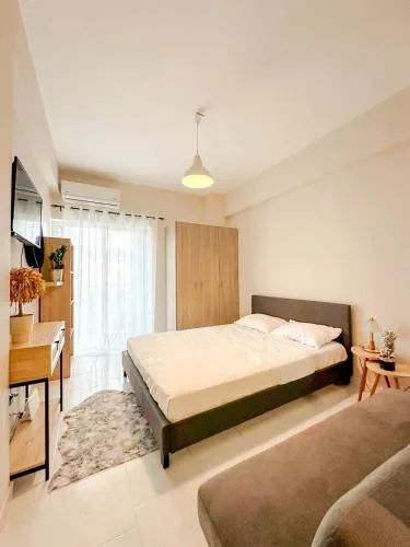 Elegant City-Center Apartment