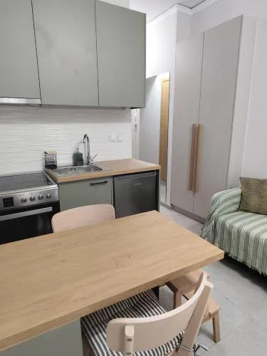 Parastaseis Central Studio Georges Sq