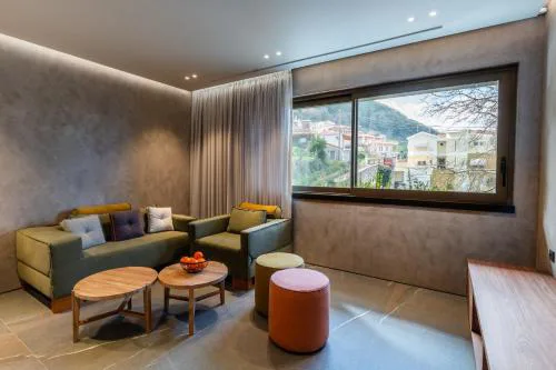 Selemnos Boutique