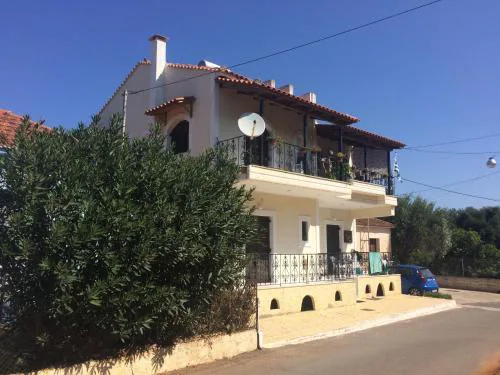 Petrochorivillage