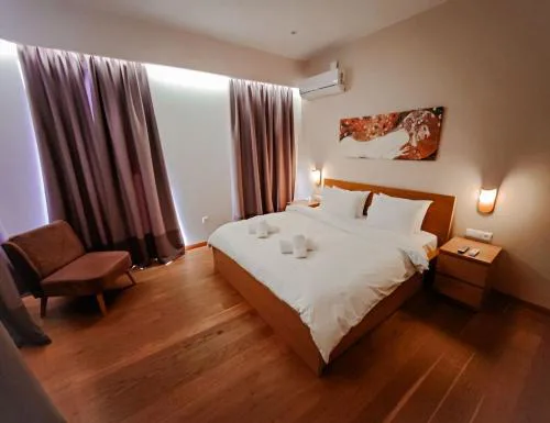 Pylos Senses - Deluxe Central Apartment with Terrace