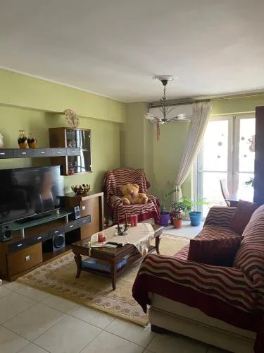 Central location! Spacious 2 bdrm with balcony