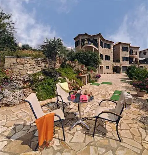 Kalogria Villas
