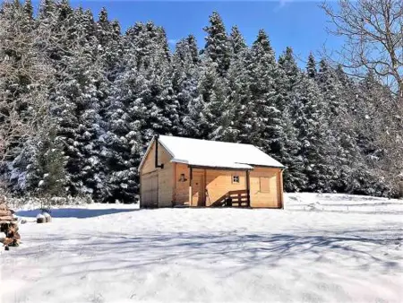 Wood Cabins by the River - for Nature Lovers