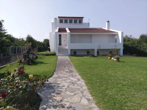 Holiday Home neben Orangenbaum-Obstgarten by Interhome